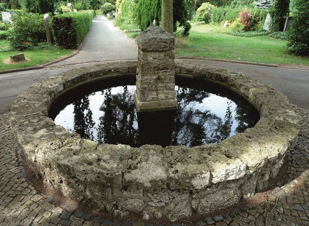 Brunnenwege_quer_endfassung2.indd Brunnenwege_quer_endfassung2.indd