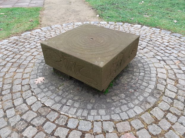 Brunnen_02.jpg Brunnen_02.jpg